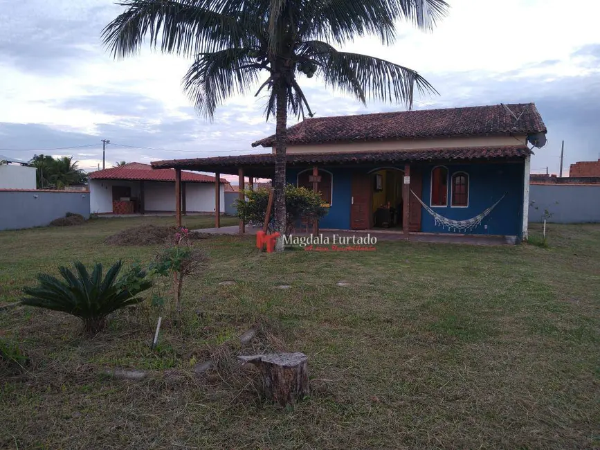 Foto 1 de Casa com 2 quartos à venda, 997m2 em Cabo Frio - RJ