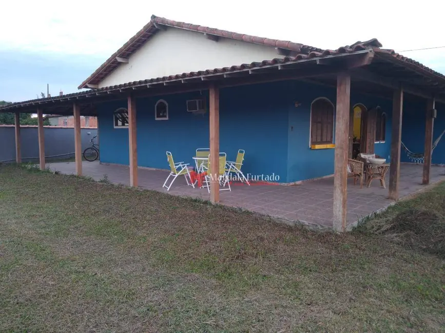 Foto 6 de Casa com 2 quartos à venda, 997m2 em Cabo Frio - RJ