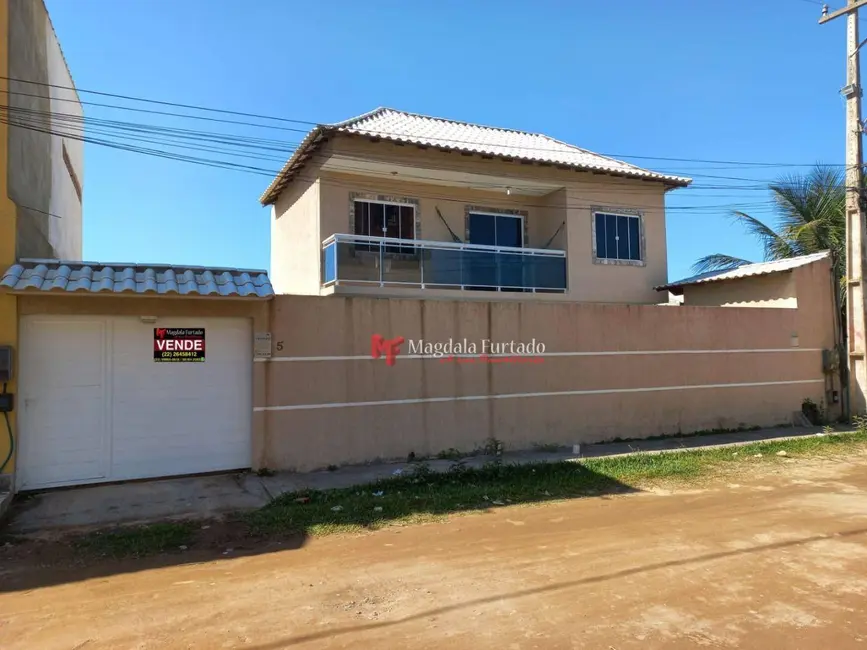 Foto 1 de Casa com 2 quartos à venda, 150m2 em Cabo Frio - RJ