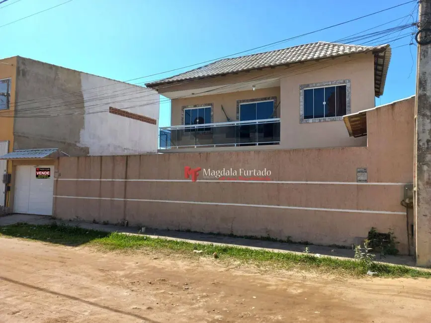 Foto 2 de Casa com 2 quartos à venda, 150m2 em Cabo Frio - RJ