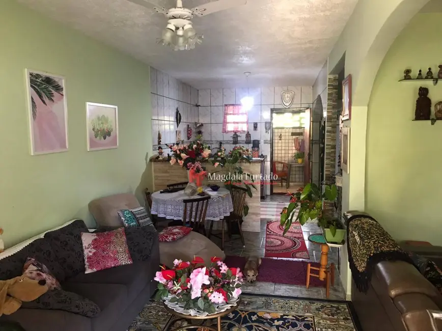 Casa com 2 quartos à venda, 120m2 em Cabo Frio - RJ - imagem 3 Foto 3 de Casa com 2 quartos à venda, 120m2 em Cabo Frio - RJ