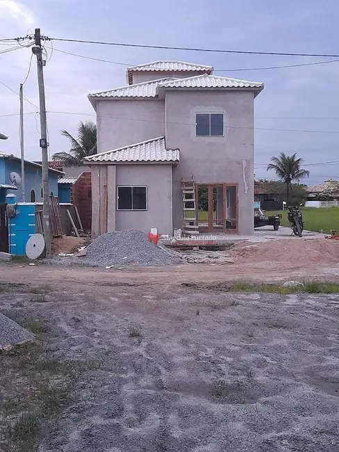 Foto 1 de Casa com 4 quartos à venda, 360m2 em Cabo Frio - RJ