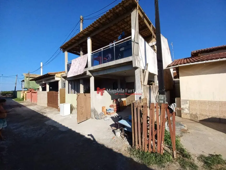 Foto 1 de Casa com 2 quartos à venda, 144m2 em Cabo Frio - RJ