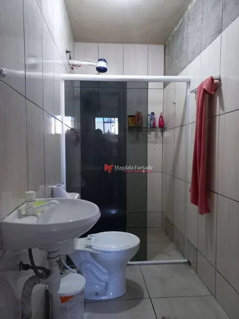 Foto 8 de Casa com 2 quartos à venda, 144m2 em Cabo Frio - RJ