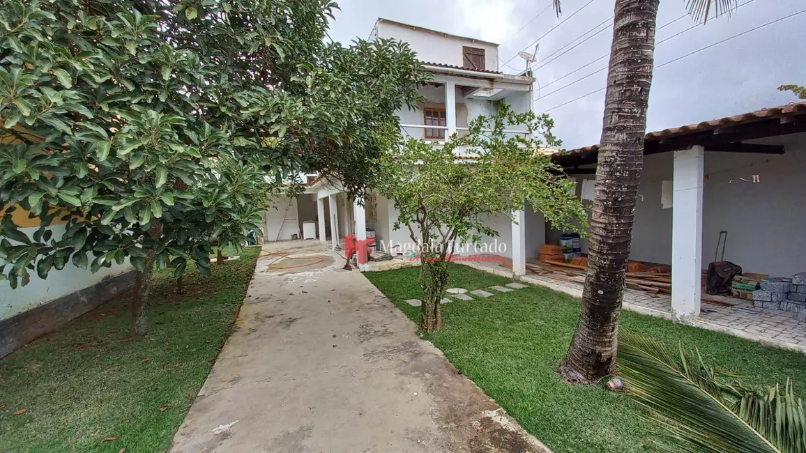 Foto 5 de Casa com 3 quartos à venda, 300m2 em Cabo Frio - RJ