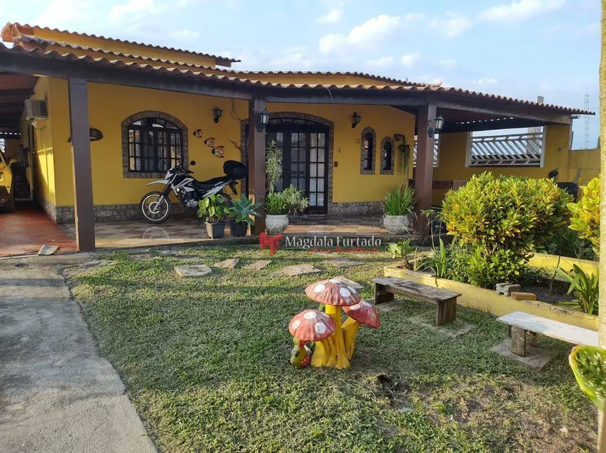 Casa com 3 quartos à venda, 480m2 em Cabo Frio - RJ - imagem 1 Foto 1 de Casa com 3 quartos à venda, 480m2 em Cabo Frio - RJ