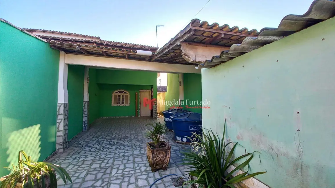 Foto 3 de Casa com 2 quartos à venda, 121m2 em Cabo Frio - RJ