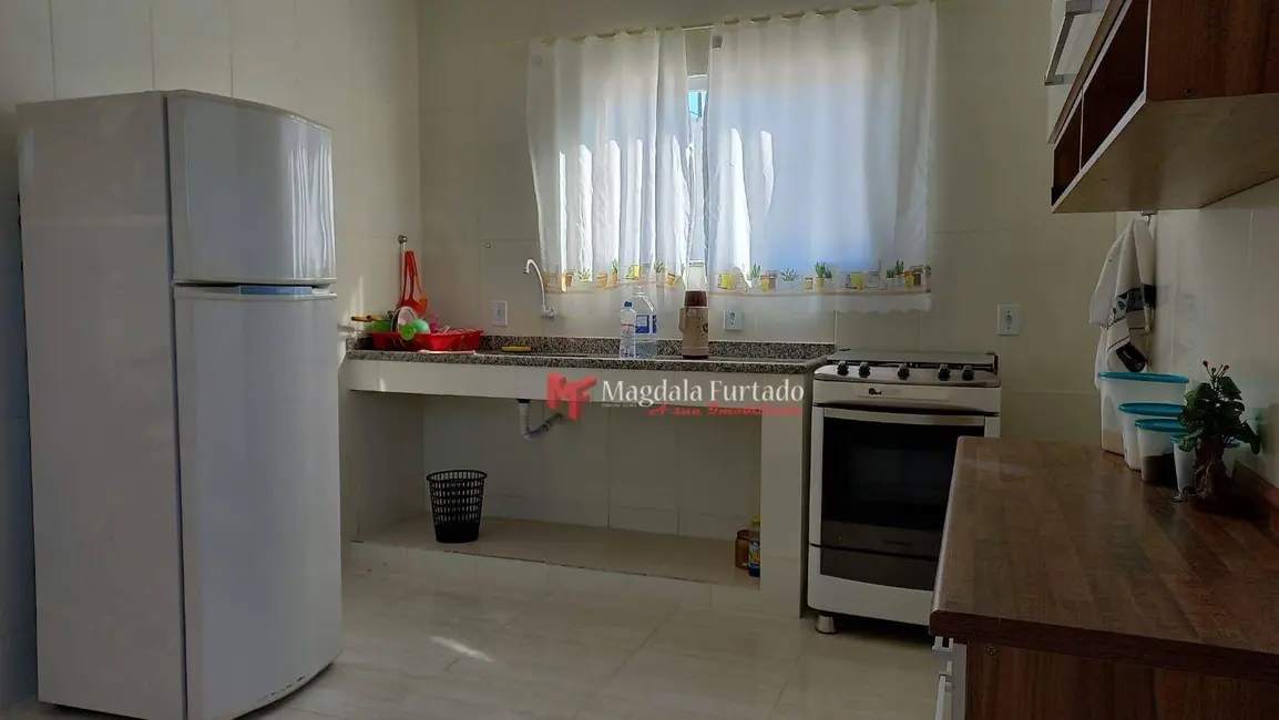 Foto 3 de Casa com 2 quartos à venda, 74m2 em Cabo Frio - RJ