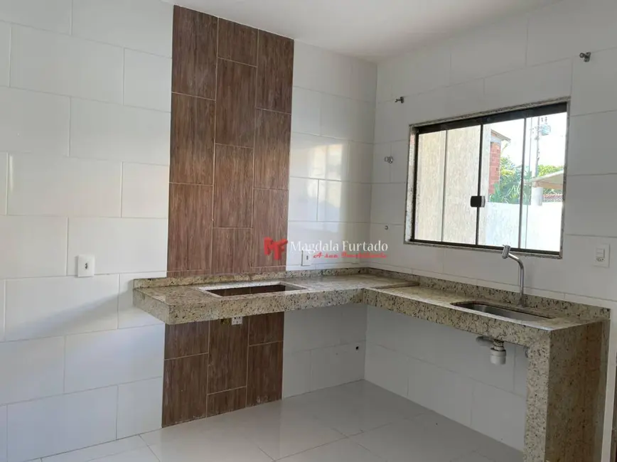 Foto 4 de Casa com 2 quartos à venda, 200m2 em Cabo Frio - RJ