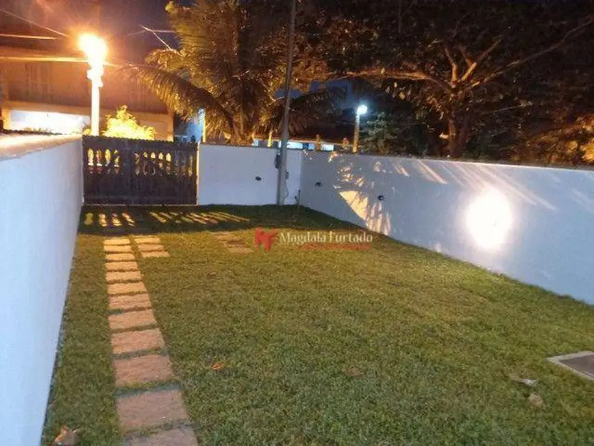 Casa com 2 quartos à venda, 180m2 em Cabo Frio - RJ - imagem 2 Foto 2 de Casa com 2 quartos à venda, 180m2 em Cabo Frio - RJ