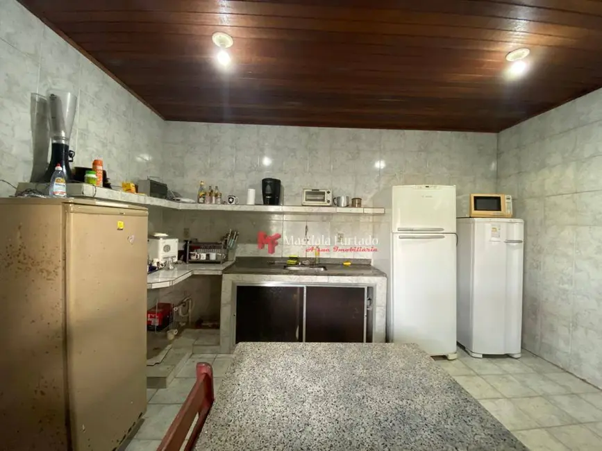 Foto 4 de Casa com 3 quartos à venda, 360m2 em Cabo Frio - RJ
