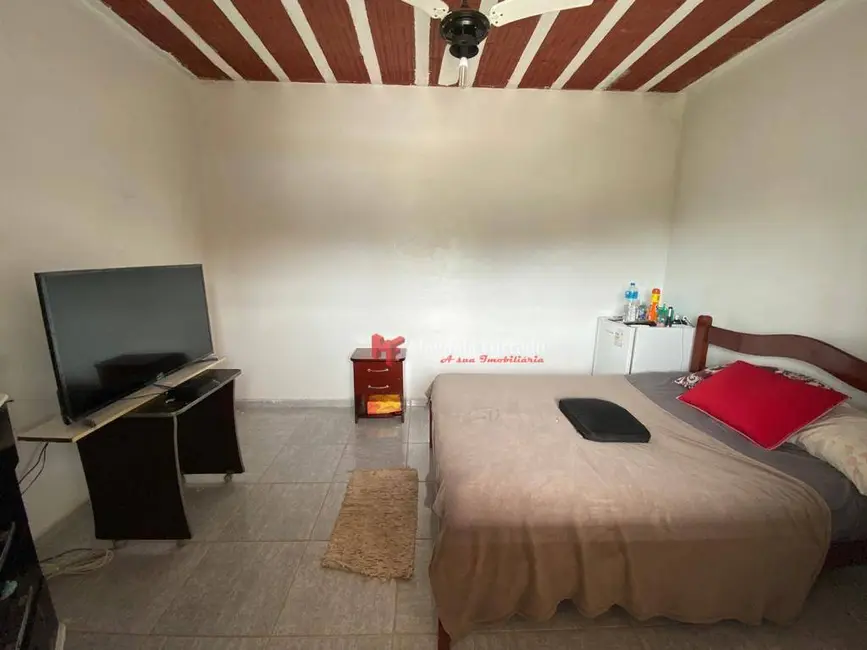 Foto 9 de Casa com 3 quartos à venda, 360m2 em Cabo Frio - RJ