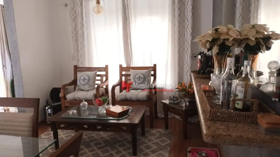 Casa com 2 quartos à venda, 360m2 em Cabo Frio - RJ - imagem 4 Foto 4 de Casa com 2 quartos à venda, 360m2 em Cabo Frio - RJ