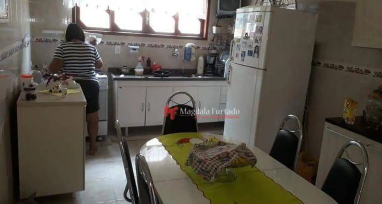 Foto 7 de Casa com 4 quartos à venda, 360m2 em Cabo Frio - RJ