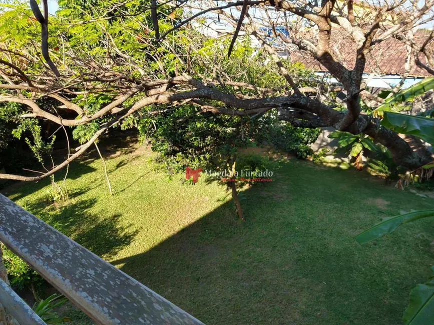 Foto 3 de Casa com 3 quartos à venda, 720m2 em Cabo Frio - RJ