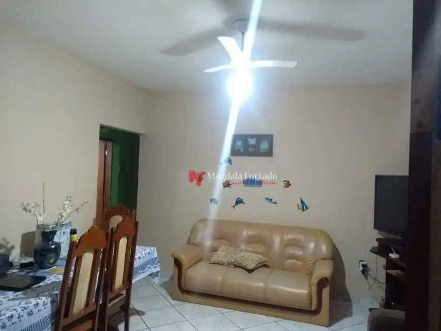 Foto 3 de Casa com 2 quartos à venda, 520m2 em Cabo Frio - RJ