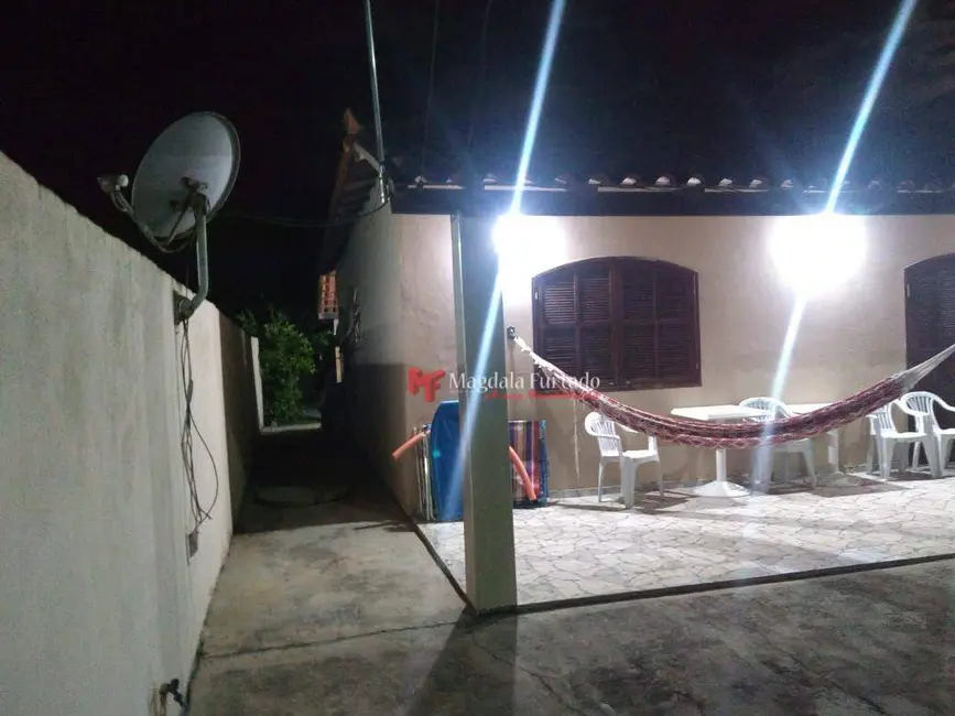 Foto 9 de Casa com 2 quartos à venda, 520m2 em Cabo Frio - RJ