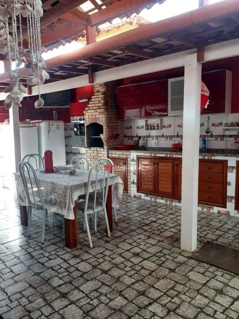 Foto 9 de Casa com 2 quartos à venda, 200m2 em Cabo Frio - RJ