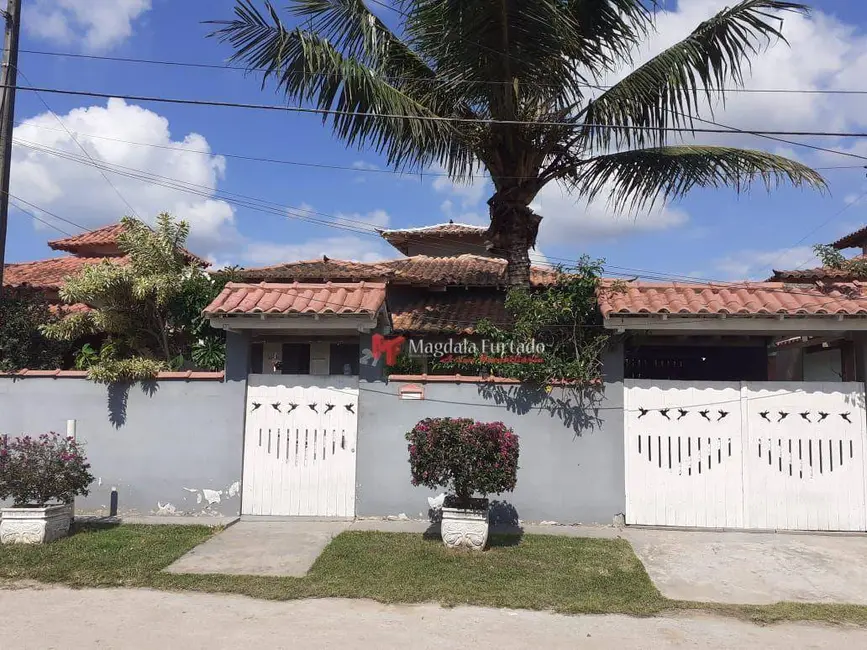 Foto 1 de Casa com 2 quartos à venda, 200m2 em Cabo Frio - RJ