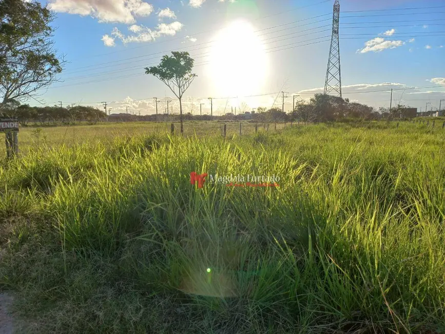 Foto 1 de Terreno / Lote à venda, 251m2 em Cabo Frio - RJ