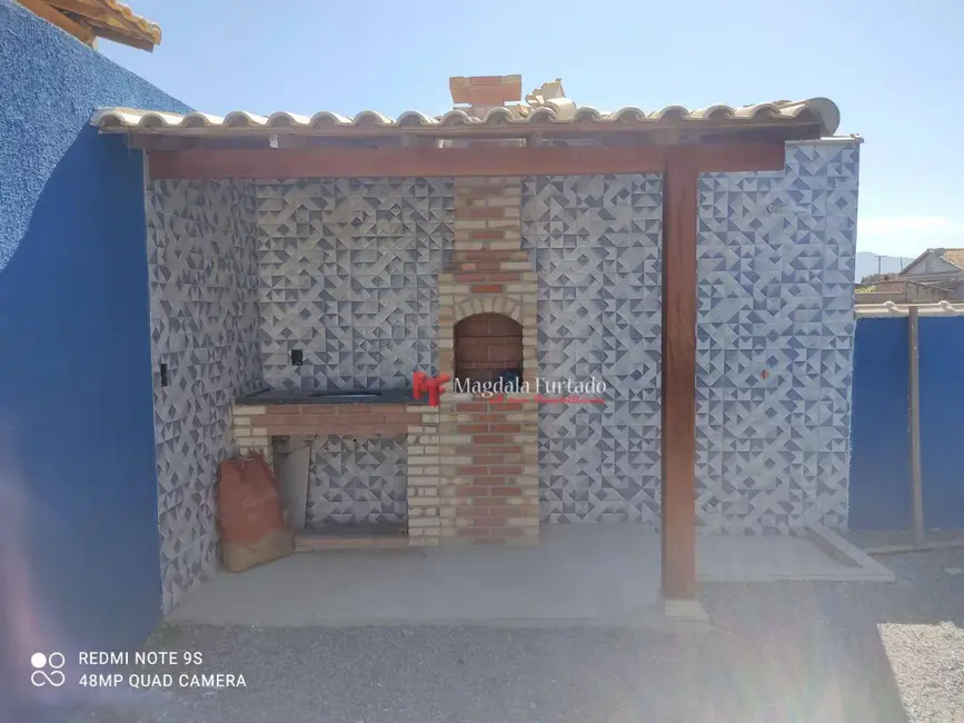 Foto 2 de Casa com 2 quartos à venda, 99m2 em Cabo Frio - RJ