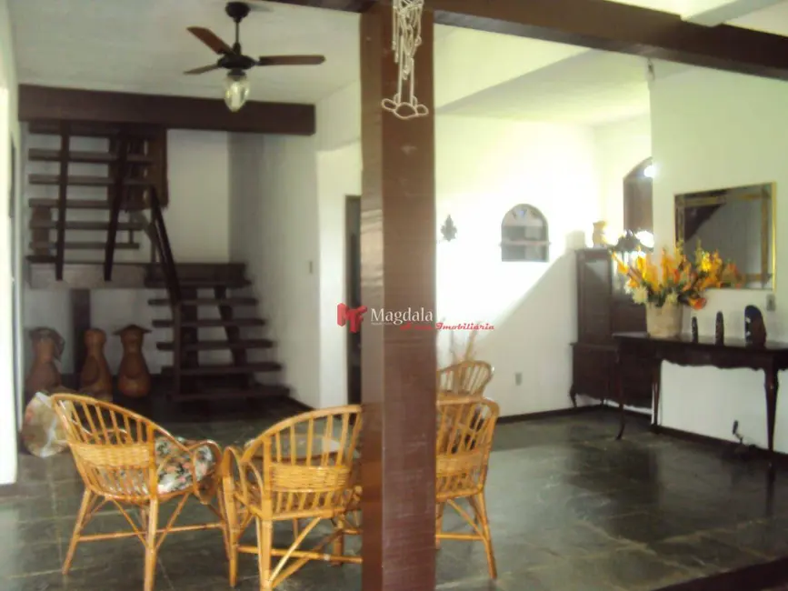 Foto 7 de Casa com 7 quartos à venda, 360m2 em Cabo Frio - RJ