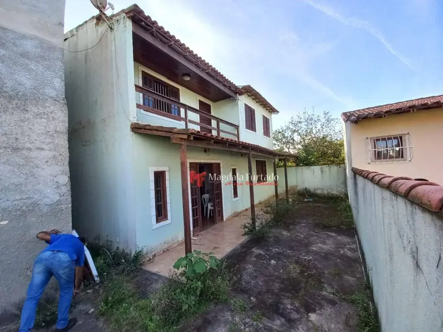 Foto 3 de Casa com 4 quartos à venda, 120m2 em Cabo Frio - RJ