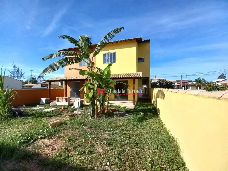 Foto 4 de Casa com 3 quartos à venda, 180m2 em Cabo Frio - RJ