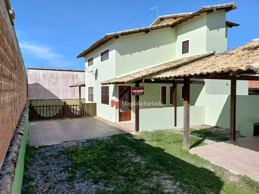 Foto 1 de Casa com 2 quartos à venda, 80m2 em Cabo Frio - RJ