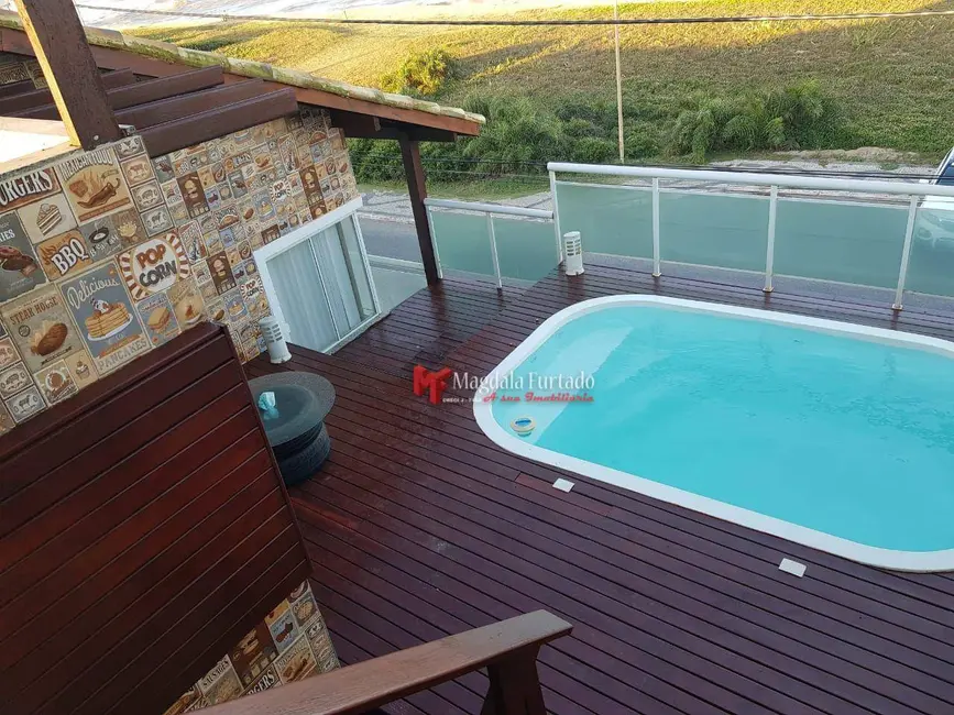 Foto 1 de Casa com 4 quartos à venda, 130m2 em Cabo Frio - RJ