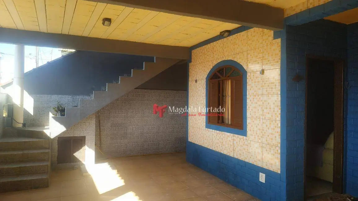 Casa com 2 quartos à venda, 138m2 em Cabo Frio - RJ - imagem 5 Foto 5 de Casa com 2 quartos à venda, 138m2 em Cabo Frio - RJ