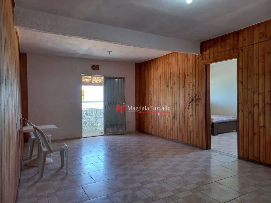 Foto 3 de Casa com 5 quartos à venda, 150m2 em Cabo Frio - RJ