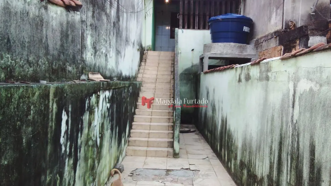 Foto 1 de Casa com 2 quartos à venda, 80m2 em Cabo Frio - RJ