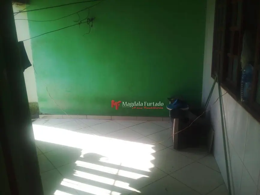 Foto 6 de Casa com 2 quartos à venda, 80m2 em Cabo Frio - RJ