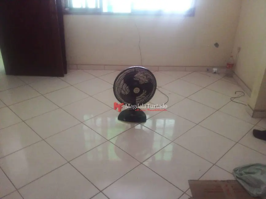 Foto 9 de Casa com 2 quartos à venda, 80m2 em Cabo Frio - RJ