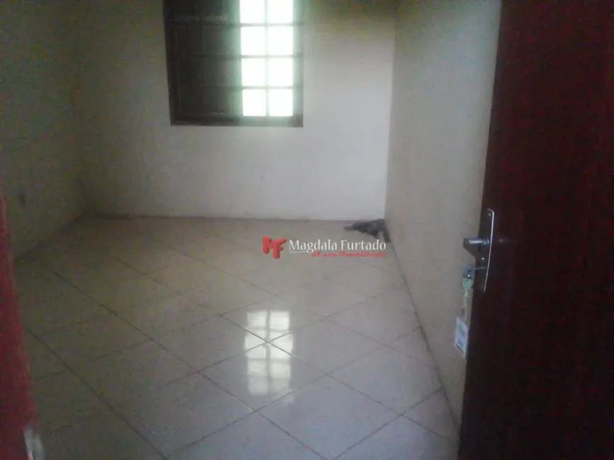 Foto 2 de Casa com 2 quartos à venda, 80m2 em Cabo Frio - RJ