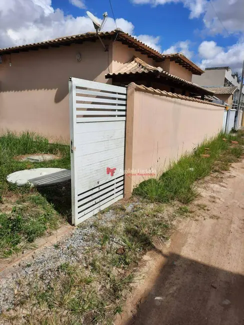 Casa com 2 quartos à venda, 169m2 em Cabo Frio - RJ - imagem 2 Foto 2 de Casa com 2 quartos à venda, 169m2 em Cabo Frio - RJ