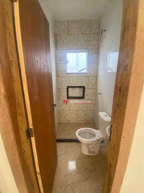 Foto 8 de Casa com 2 quartos à venda, 135m2 em Cabo Frio - RJ