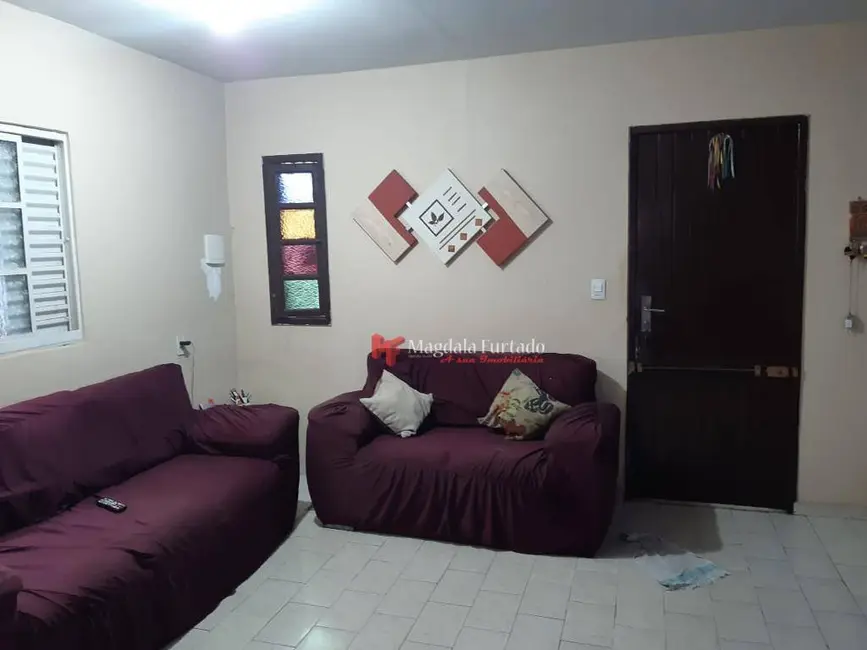 Foto 2 de Casa com 3 quartos à venda, 300m2 em Braga, Cabo Frio - RJ