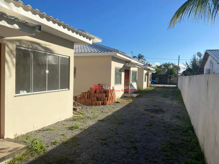 Foto 2 de Casa com 2 quartos à venda, 190m2 em Cabo Frio - RJ
