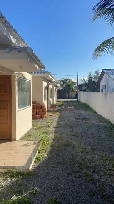 Foto 4 de Casa com 2 quartos à venda, 190m2 em Cabo Frio - RJ