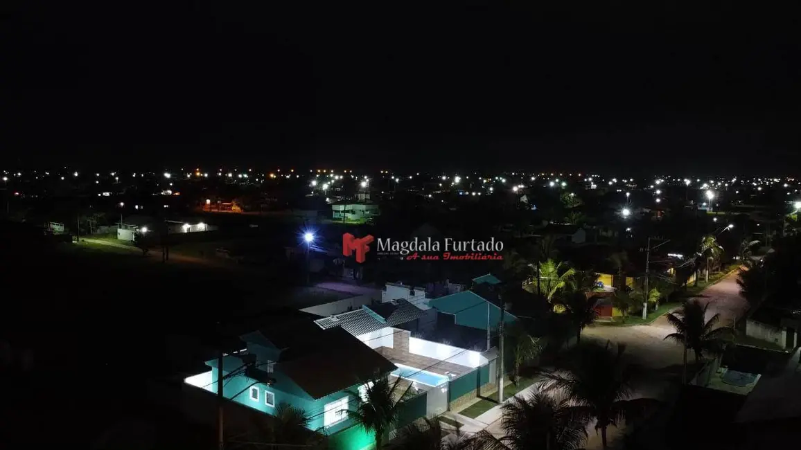 Foto 2 de Casa com 2 quartos à venda, 227m2 em Cabo Frio - RJ