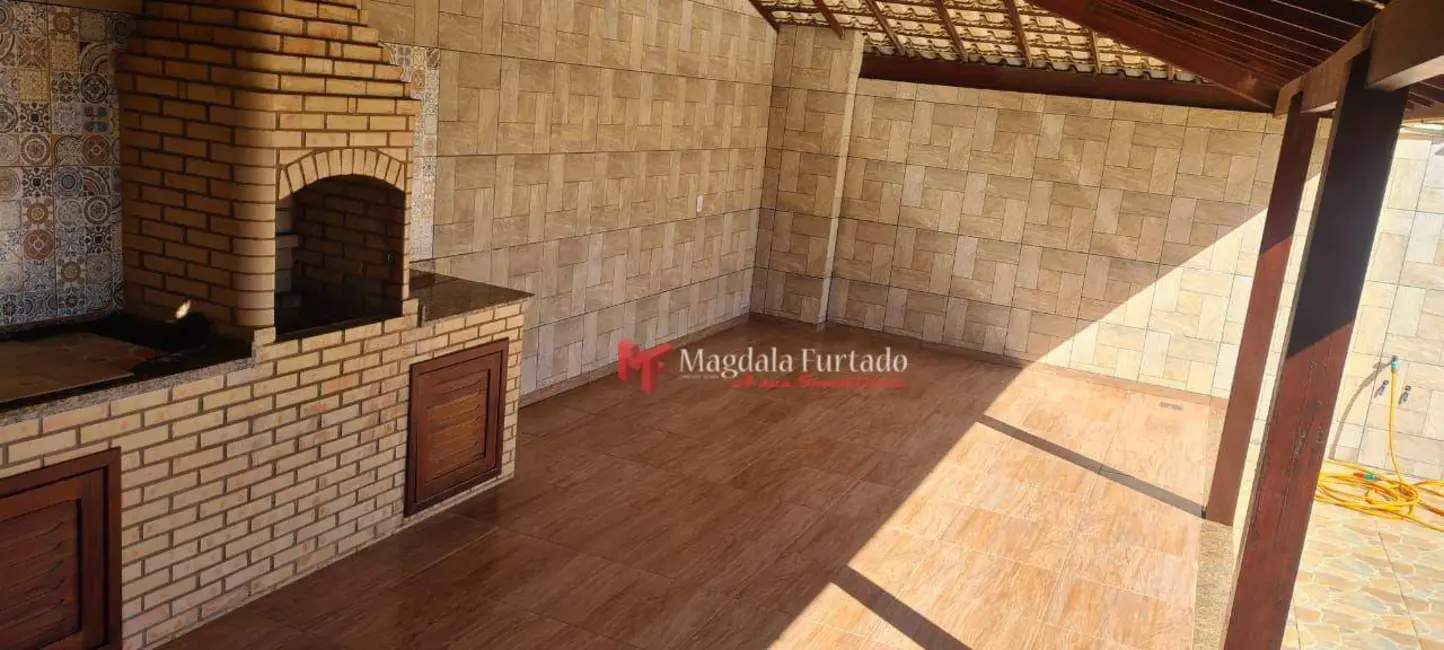 Foto 4 de Casa com 3 quartos à venda, 300m2 em Cabo Frio - RJ