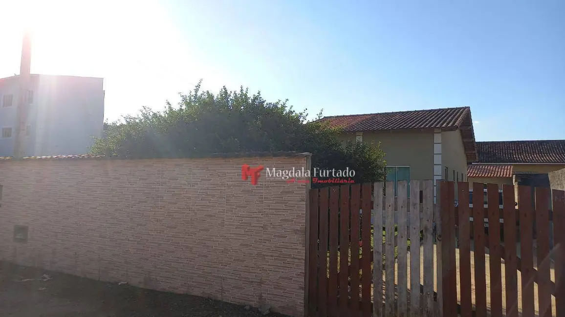 Casa com 3 quartos à venda, 300m2 em Cabo Frio - RJ - imagem 2 Foto 2 de Casa com 3 quartos à venda, 300m2 em Cabo Frio - RJ