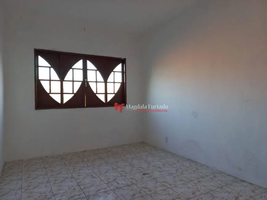 Foto 6 de Casa com 2 quartos à venda, 200m2 em Cabo Frio - RJ
