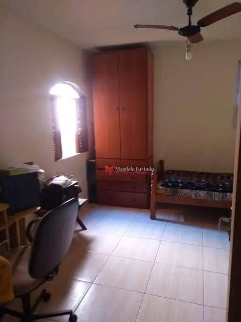 Foto 2 de Casa com 2 quartos à venda, 120m2 em Cabo Frio - RJ