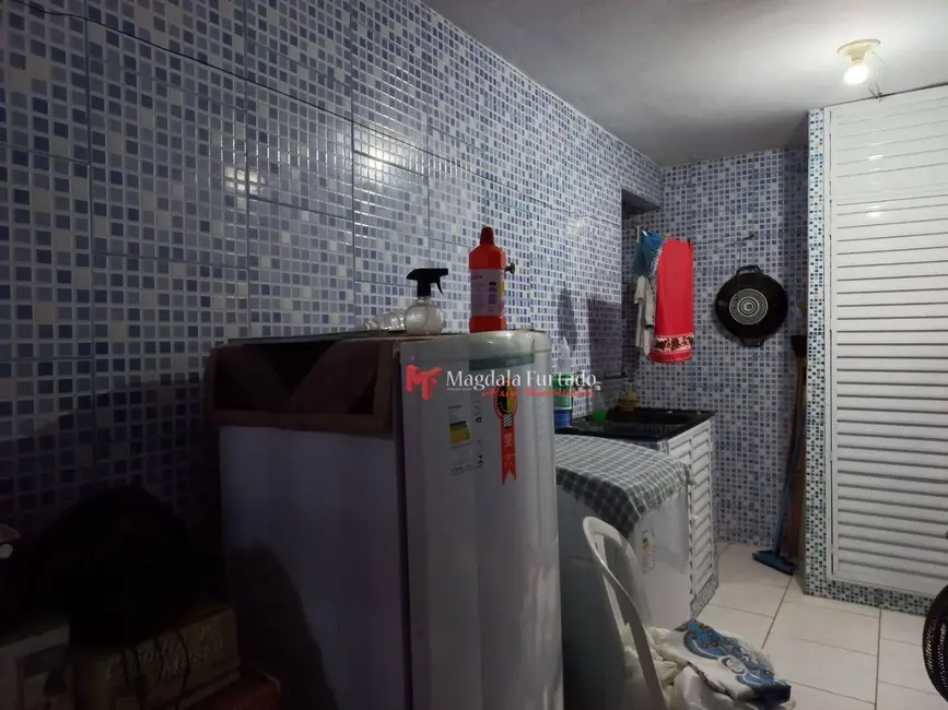 Foto 6 de Casa com 2 quartos à venda, 97m2 em Cabo Frio - RJ