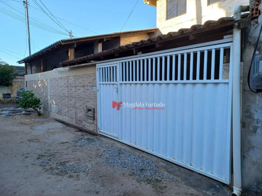 Foto 2 de Casa com 2 quartos à venda, 97m2 em Cabo Frio - RJ