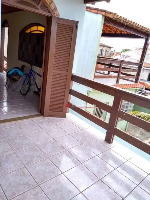 Casa com 3 quartos à venda, 180m2 em Aquarius (Tamoios), Cabo Frio - RJ - imagem 7 Foto 7 de Casa com 3 quartos à venda, 180m2 em Aquarius (Tamoios), Cabo Frio - RJ