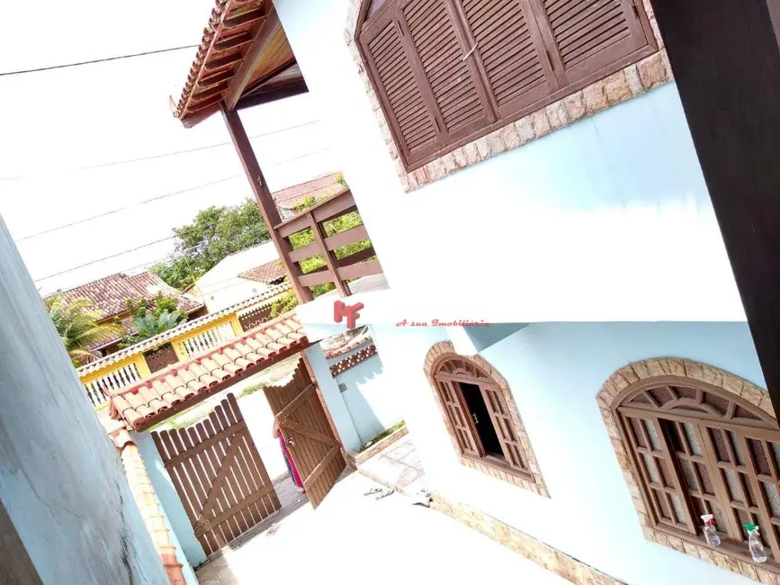 Casa com 3 quartos à venda, 180m2 em Aquarius (Tamoios), Cabo Frio - RJ - imagem 9 Foto 9 de Casa com 3 quartos à venda, 180m2 em Aquarius (Tamoios), Cabo Frio - RJ